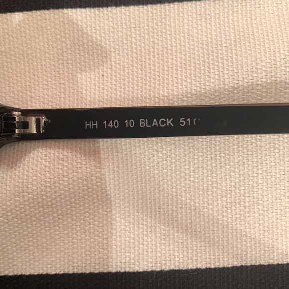 š¤Halston black round sunglassesš¤major retro vibesš¤ - Picture 4 of 5